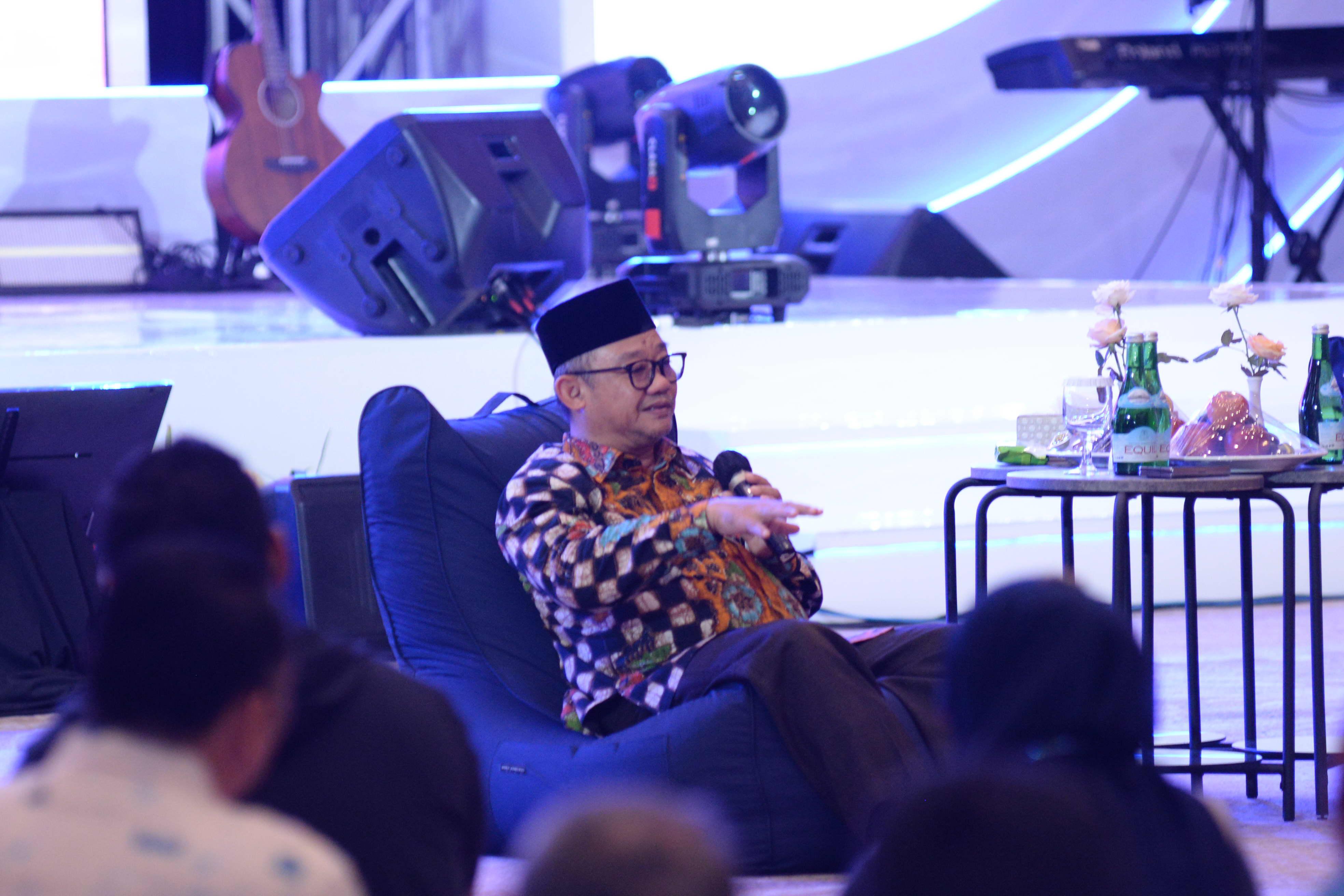 Mendikdasmen Ajak Insan Pendidikan Kemendikdasmen Wujudkan Rumah Pendidikan dan Layanan Publik RAMAH